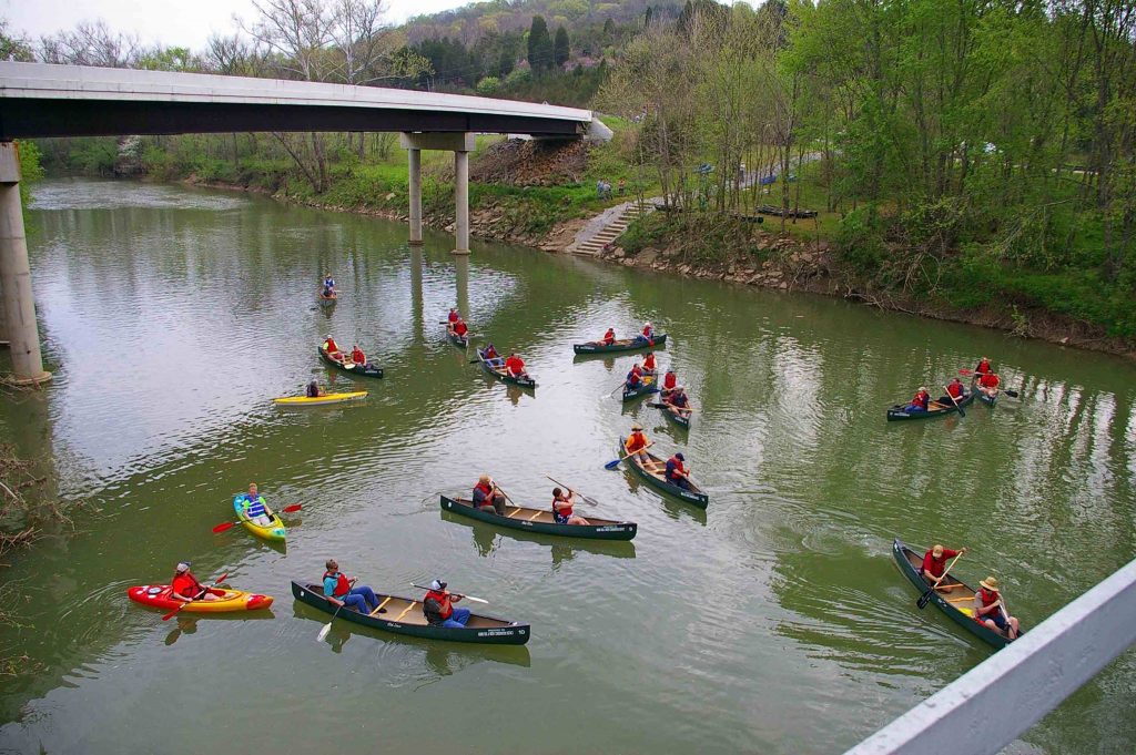 Kayakers. Spent the day, boating meeting local Craftsmen & Artisans, or plan your visit around the local Motorsports, and Music Events. Cozy Hideaway is a great place to get away and enjoy the foothills of the Appalachian Mountains located in Beautiful Eastern Adams County Ohio.